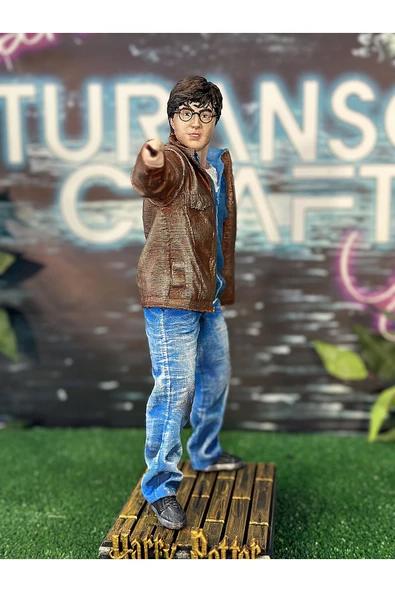 TuransoyCraft Harry Potter Ölüm Yadigarları Hogwarts Savaşı Boyalı Figür 30 CM (DEV BOY) ürün görseli 1