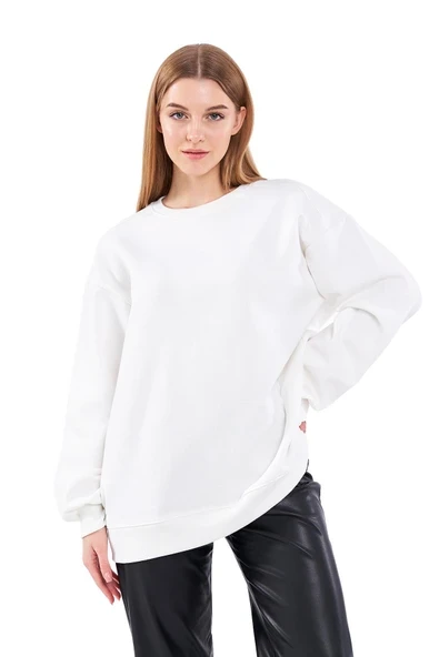 Ekru Kadın Pamuklu Oversize Basic Bisiklet Yaka Sweatshirt ürün görseli 1