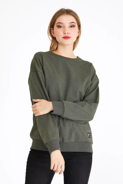 Kadın Haki Renk Basic Bisiklet Yaka Sweatshirt - Resim 2