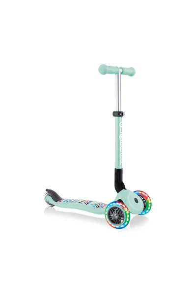 Globber Junior Fantasy Katlanabilir Işıklı Scooter - Mint - Resim 8