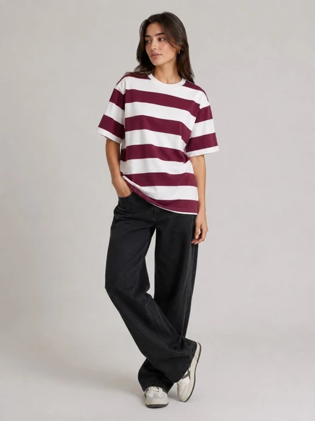 Kadın Çizgili Oversize Tişört Bisiklet Yaka Kısa Kol Yazlık T-Shirt - Bordo ürün görseli 1