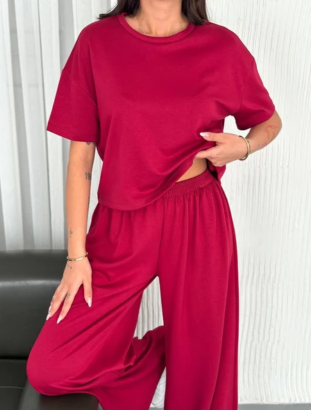 Kadın Osy Modal Yumuşak Dokulu Kumaş Bisiklet Yaka T-shirt Bol paça Pantolon ikili Takım -Bordo ürün görseli 1