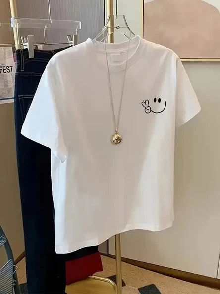 Kadın Gülücük Baskılı Tişört Kısa Kol Bisiklet Yaka Oversize T-Shirt - Beyaz ürün görseli 1