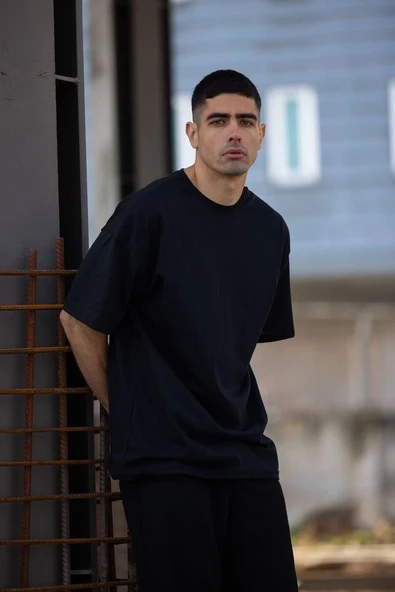 Erkek Düz T-Shirt Kısa Kol Bisiklet Yaka Regular Fit Rahat Kalıp Günlük Tişört - Siyah ürün görseli 1