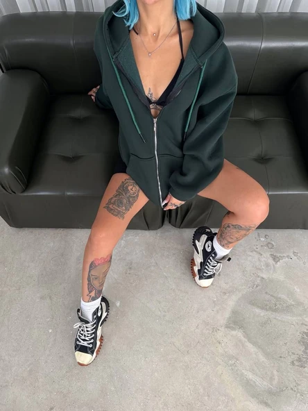 Kadın 3 İplik Pamuklu Kapüşonlu Kanguru Cepli Baskılı Oversize Hoodie Sweatshirt - Haki ürün görseli 1