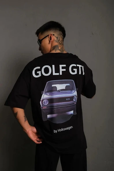 Erkek Oversize Tişört Golf GTI Retro Araba Baskılı T-shirt - Siyah ürün görseli 1