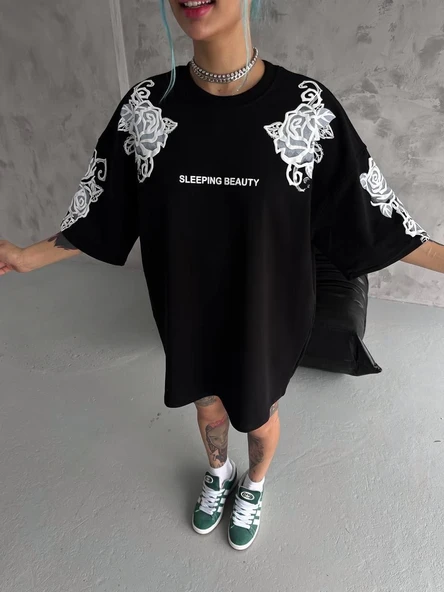 Kadın Kısa Kol Yazlık Tişört Bisiklet Yaka Baskılı Oversize T-Shirt - Siyah ürün görseli 1