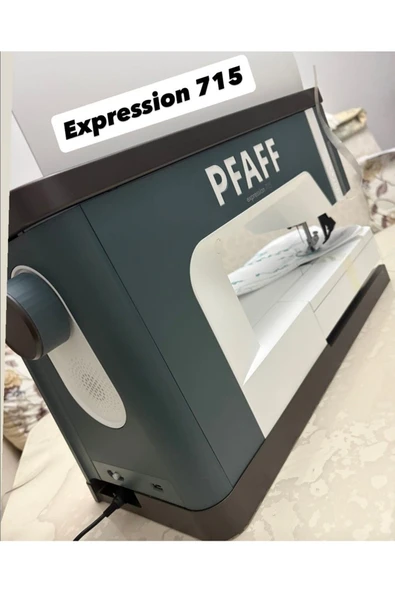 Pfaff EXPRESSİON 715 PİKO MAKİNASI YEŞİL - Resim 6