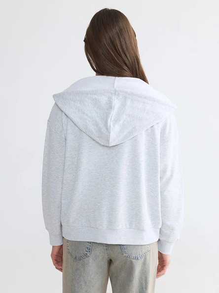 LCWAIKIKI Basic Beyaz Kapüşonlu Oversize Kadın Fermuarlı Sweatshirt - Resim 4