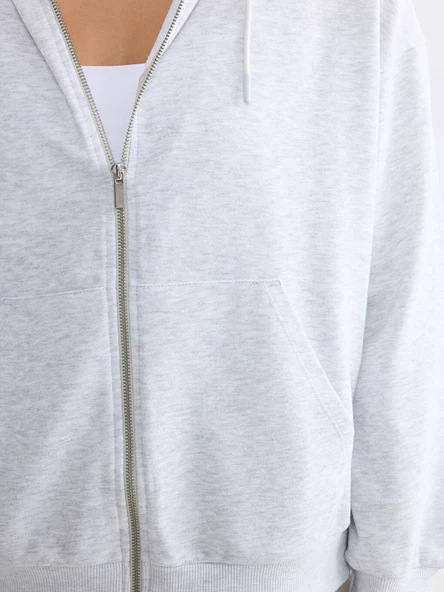 LCWAIKIKI Basic Beyaz Kapüşonlu Oversize Kadın Fermuarlı Sweatshirt - Resim 3