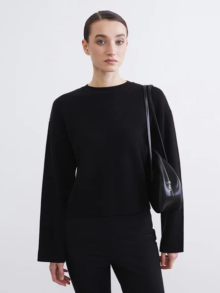 LCW Comfort Siyah Bisiklet Yaka Crop Kadın Triko Kazak ürün görseli 1