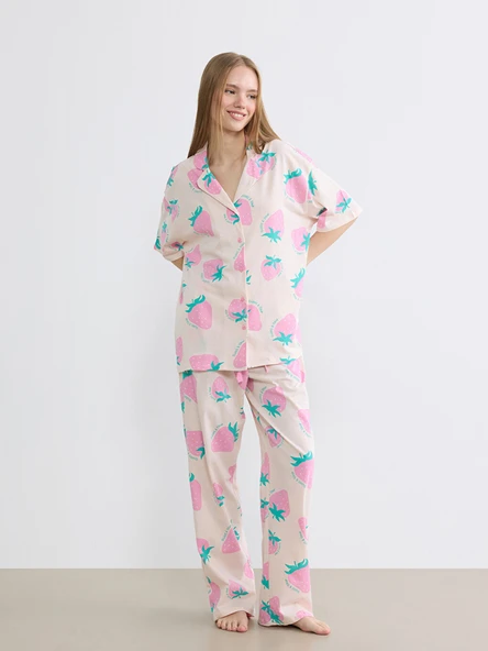 LCW Young Pembe Gömlek Yakalı Desenli Kadın Pijama Takım ürün görseli 1