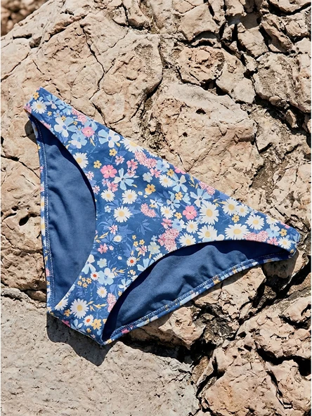 LCW DREAM Lacivert Çiçekli Kadın Bikini Alt ürün görseli 1