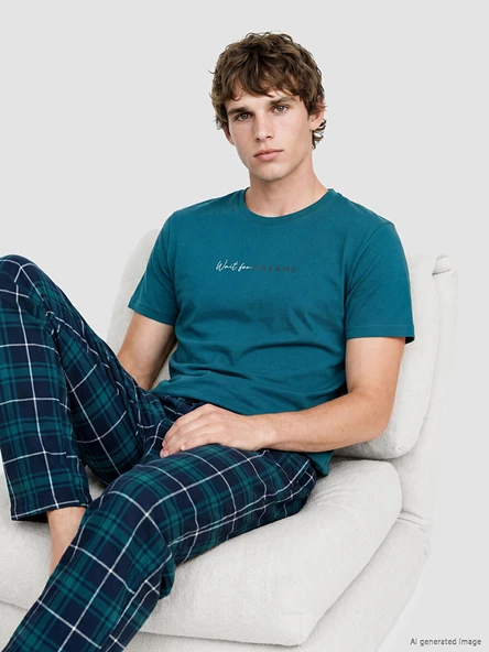 LC WAIKIKI Lacivert Regular Fit Ekose Erkek Pijama Takımı ürün görseli 1