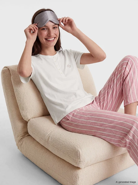 LCW DREAM Pembe Çizgili Kadın Kaprili Pijama Takımı ürün görseli 1