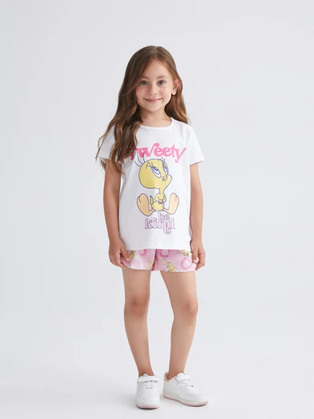 LCW Kids Beyaz Bisiklet Yaka Tweety Baskılı Kız Çocuk Şortlu Pijama Takımı ürün görseli 1