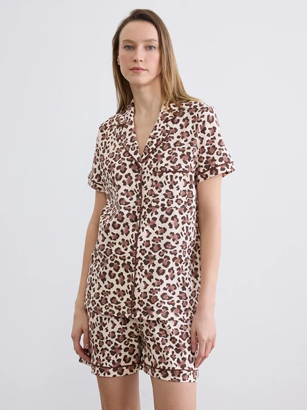 LCW DREAM Ekru Leopar Desenli Kadın Şortlu Pijama Takımı ürün görseli 1