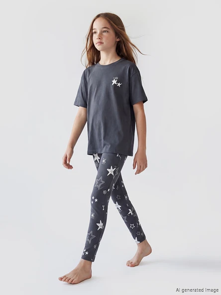 LCW Kids Gri Bisiklet Yaka Desenli Kız Çocuk Pijama Takım ürün görseli 1