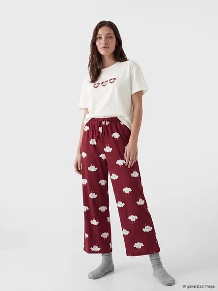 LCW Young Bordo Bisiklet Yaka Baskılı Kadın Kaprili Pijama Takımı ürün görseli 1