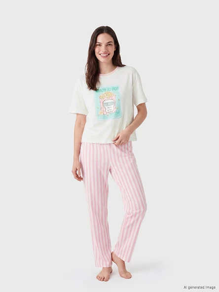 LCW Young Pembe Bisiklet Yaka Baskılı Kadın Pijama Takımı ürün görseli 1