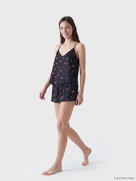 LCW DREAM Siyah İp Askılı Kalpli Saten Kadın Şortlu Pijama Takımı ürün görseli 1