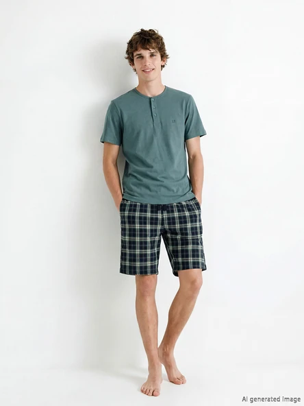 LC WAIKIKI Yeşil Standart Kalıp Erkek Şortlu Pijama Takımı ürün görseli 1