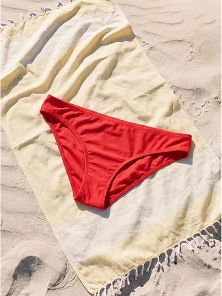 LCW DREAM Kırmızı Kadın Düz Bikini Alt ürün görseli 1
