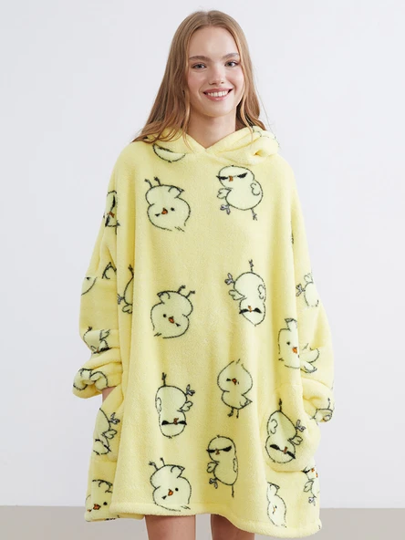 LCW Young Sarı Kapüşonlu Oversize Kadın Pelüş Pijama Üstü ürün görseli 1