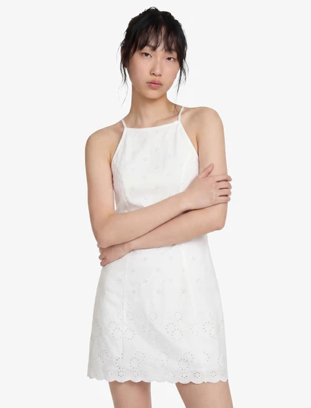 Pamuklu Halter Yaka Nakışlı Bodycon Mini Fisto Elbise ürün görseli 1