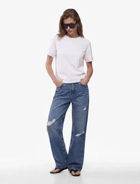 Pamuklu Slim Fit Kısa Kollu Bisiklet Yaka Basic Tişört ürün görseli 1