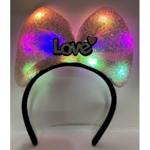 Led Işıklı Love Taç ürün görseli 1