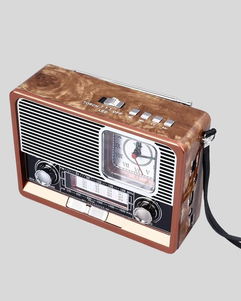 Dekoratif Vintage Radyo – Klasik Görünüm Modern Fonksiyon ve Uzun Ömürlü Kullanım ürün görseli 1