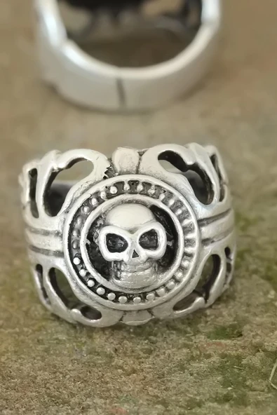 Eskitme Gümüş Renk Metal Kuru Kafa Tasarım Ayarlamalı Erkek Yüzük -1492 ürün görseli 1