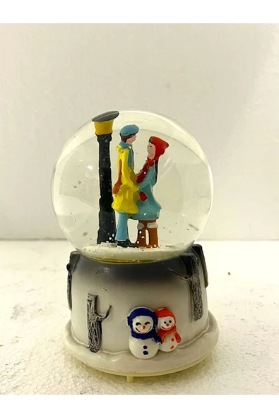 Barc Shop Müzikli Işıklı Cam Kar Küresi Orta Boy 13 x 8 cm Hediyelik Romantik Aşıklar ürün görseli 1