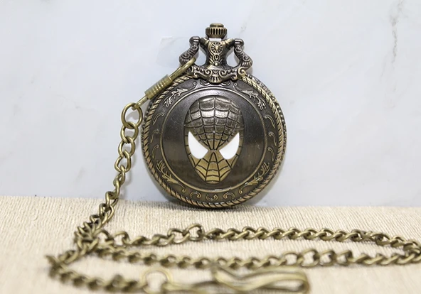 Spiderman Tasarımlı Köstekli Saat Model 2 ürün görseli 1