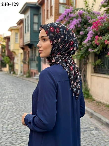 Dolce Life Desenli Sökme Boncuklu Eşarp 240-129 ürün görseli 1