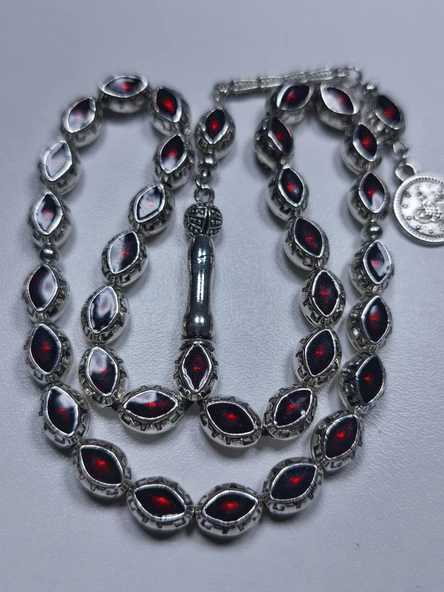 Kırmızı Mineli Metal Alpaka Özel Tasarım Ağır Tesbih (11 x 8 x 6 mm) ürün görseli 1