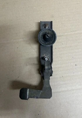 Mercedes Sprinter 2000-2006 Kaput Kilidi Üst (Oem No:A9017500084) ürün görseli 1