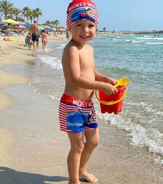 Cg Kids Erkek Çocuk Şapkalı Mayo Takımı Kalıbı Küçüktür Sorup Alabilirsiniz Veya 1 Beden Büyük Alabilirsiniz ürün görseli 1
