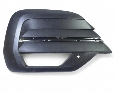 Vw Transporter T8 2019-2024 Sağ Tampon Kapağı 7LA807490 ürün görseli 1
