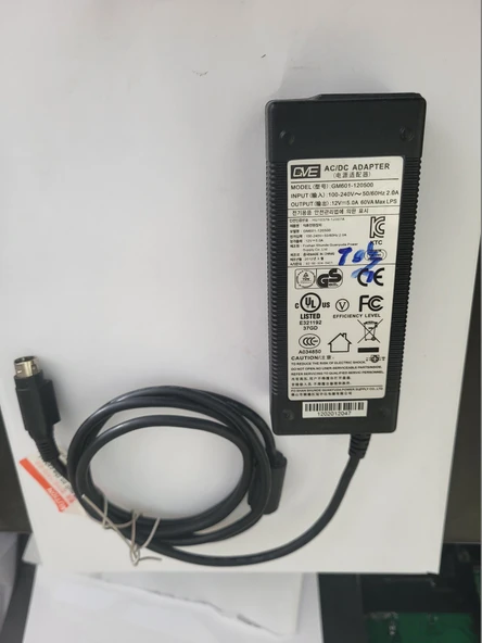 Gve GM601-120500 4 Pin Adaptör 12 volt 5 amper 4pin 2el sorunsuz adaptör ürün görseli 1