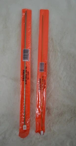 Metal Lüx Tığ 35cm 2 no ve 2,5 no  1’er adet ürün görseli 1