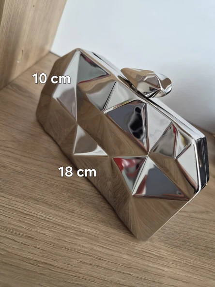Modern Geometrik Gümüş El Çantası - Resim 5