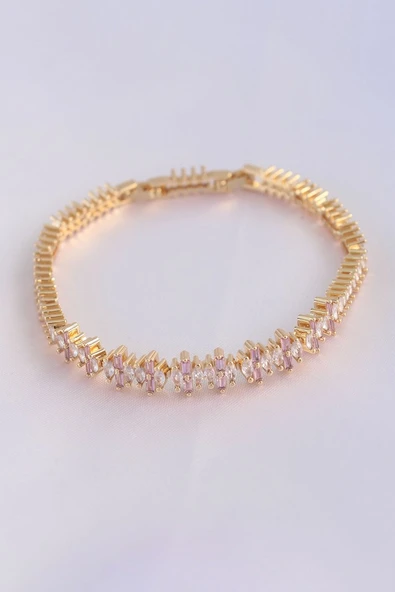 Vip Seri Pirinç Pembe Zirkon Taşlı Gold Renk Baget Model Bileklik ürün görseli 1