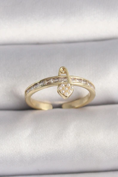 Pirinç Gold Renk Zirkon Taşlı İnci Detay Kilit Kalp Figür Ayarlanabilir Yüzük - TJ-BYK3537 ürün görseli 1