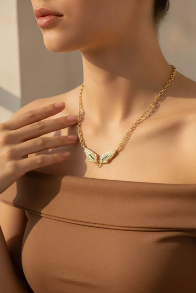 Pirinç Gold Renk Zirkon Taşlı Serenay Kolye ürün görseli 1