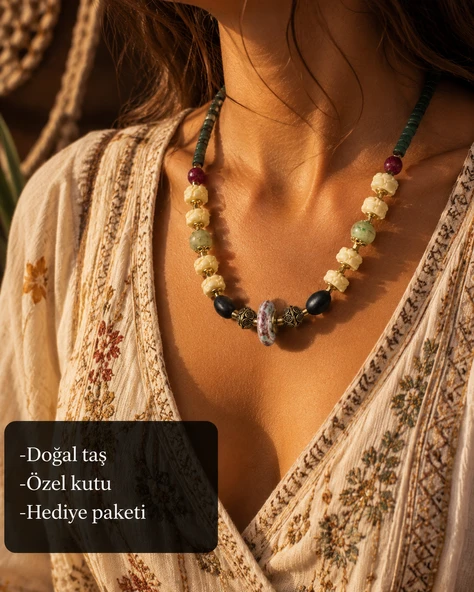Bohem Valeska Doğal Taş ve Seramik Boncuk Tasarım Kolye ürün görseli 1