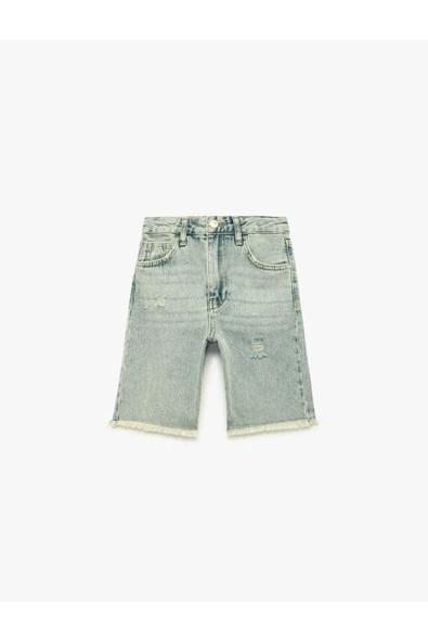 Koton Erkek Çocuk Yıpratma Detaylı Pamuklu Cepli Denim Şort ürün görseli 1