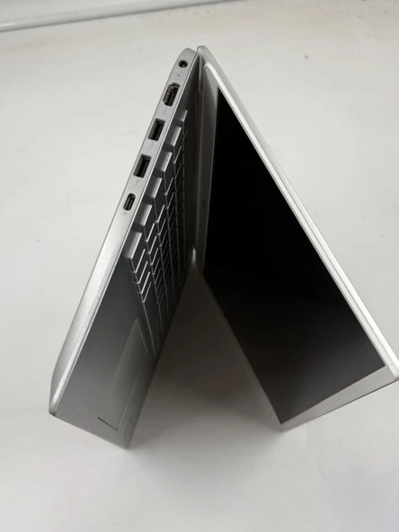 PTTAVM: Dell İnspiron P116G İntel İ7-1051U İşlemci 16 Gb Ram 256