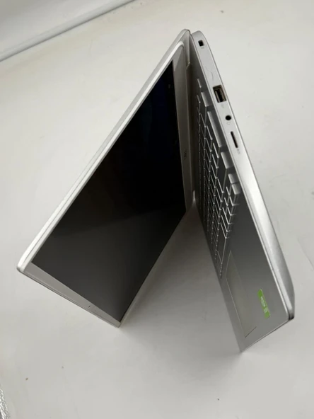 PTTAVM: Dell İnspiron P116G İntel İ7-1051U İşlemci 16 Gb Ram 256